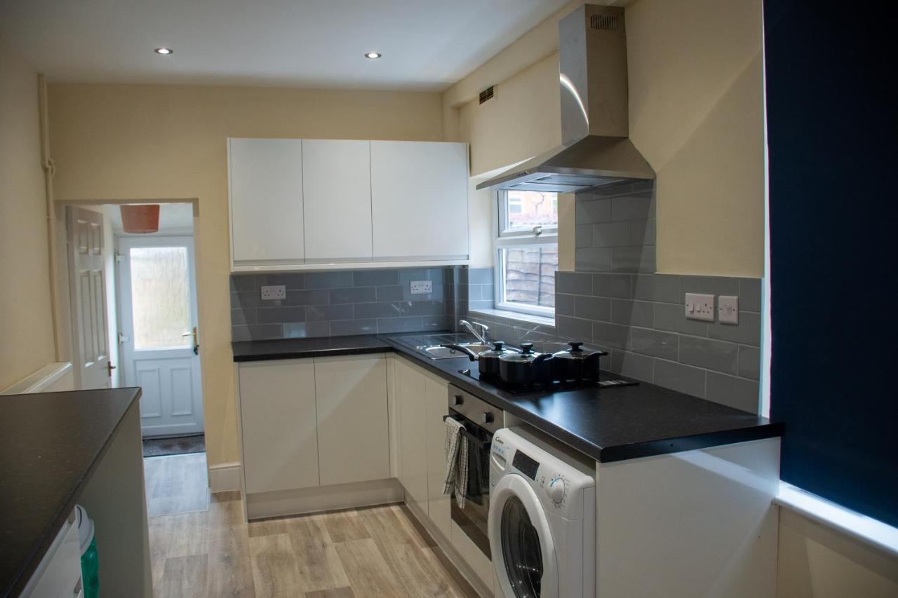 Royale Green View House- Free Parking, Wifi, Perfect For Contractors And Holiday Northampton Eksteriør billede